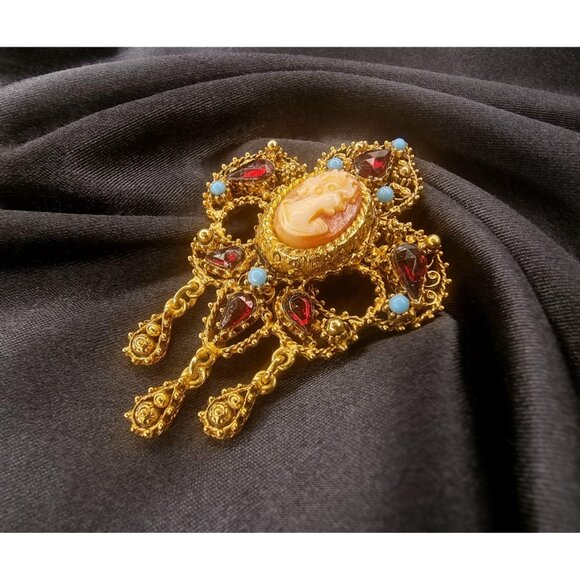 Rare Find Vintage FLORENZA Victorian Style Gold Tone Cameo Brooch - Picture 2 of 5